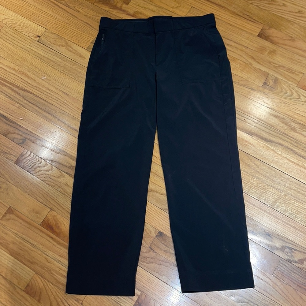 Athleta women’s black crop pants size 6 new